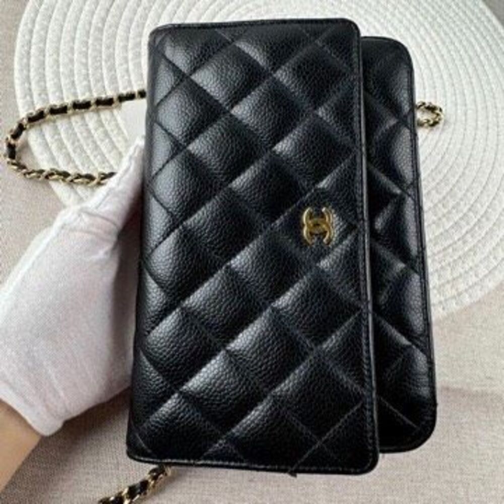 Chanel Women Pre-Loved Bag Very Good Condition